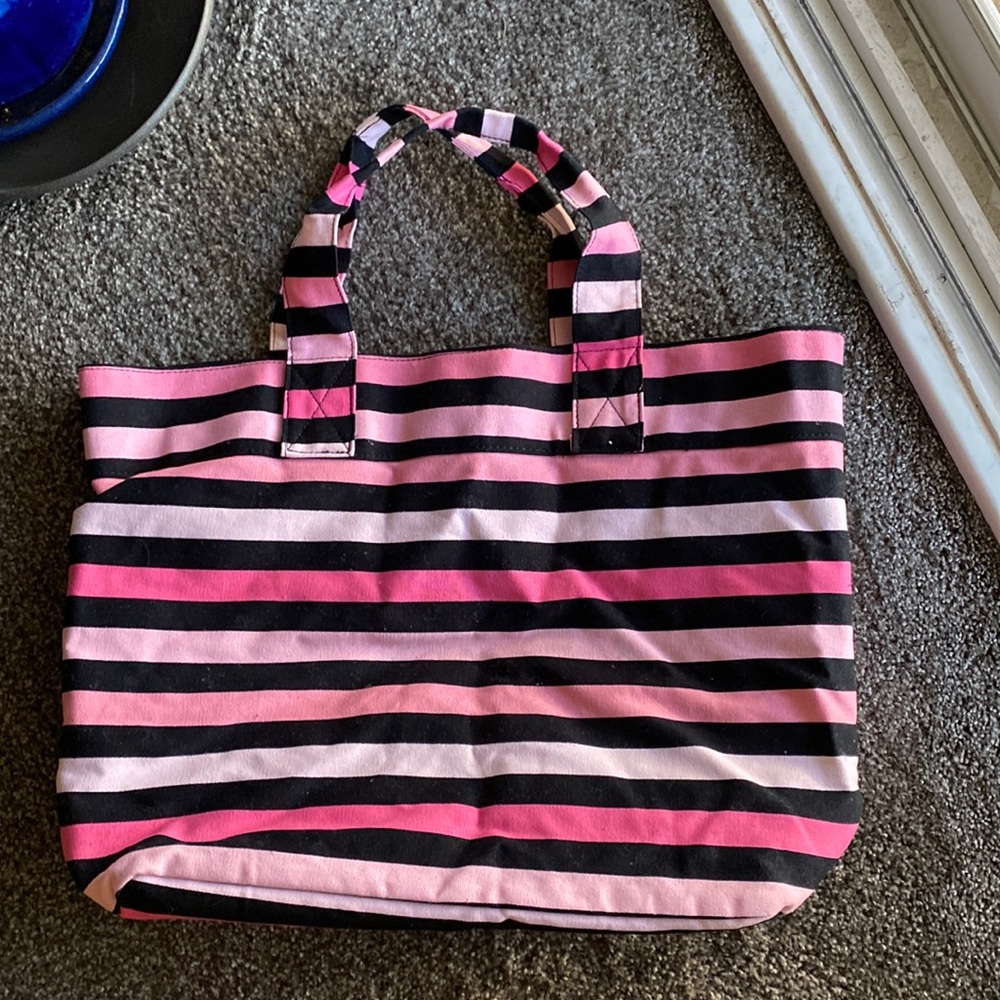 Victoria’s Secret bag hello gorgeous - Picture 6 of 8